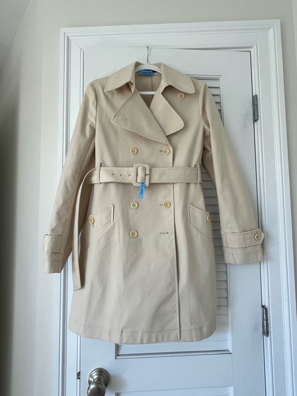 Theory Tan Double-Breasted Trench Coat with Tonal Buttons and Belt